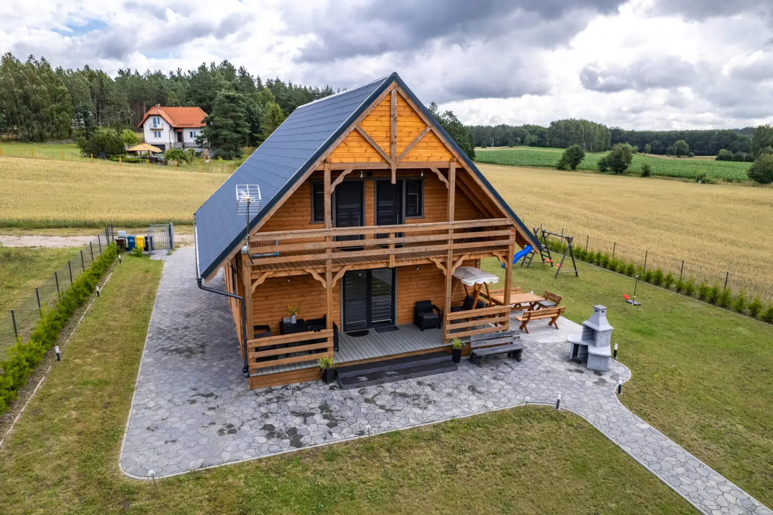 Kaszubskie klimaty widok na domek